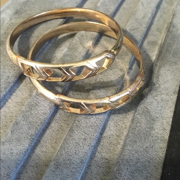 2 piece bangle bracelet - Picture 3 of 3